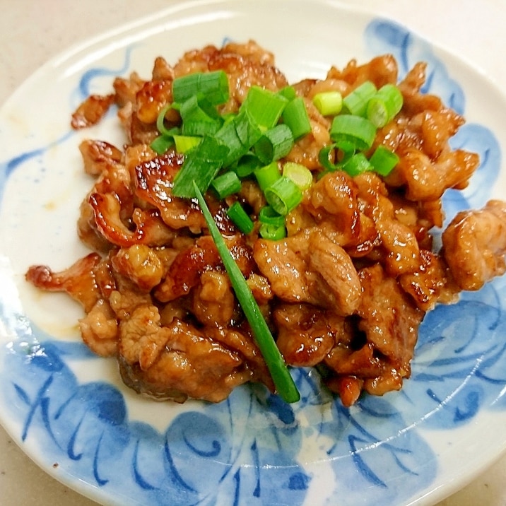 お手軽ちょっと濃い味で ガッツリ豚こま焼き レシピ 作り方 By ビッグさん 楽天レシピ お手軽ちょっと濃い味で ガッツリ豚こま焼き レシピ 作り方 By ビッグさん 楽天レシピ